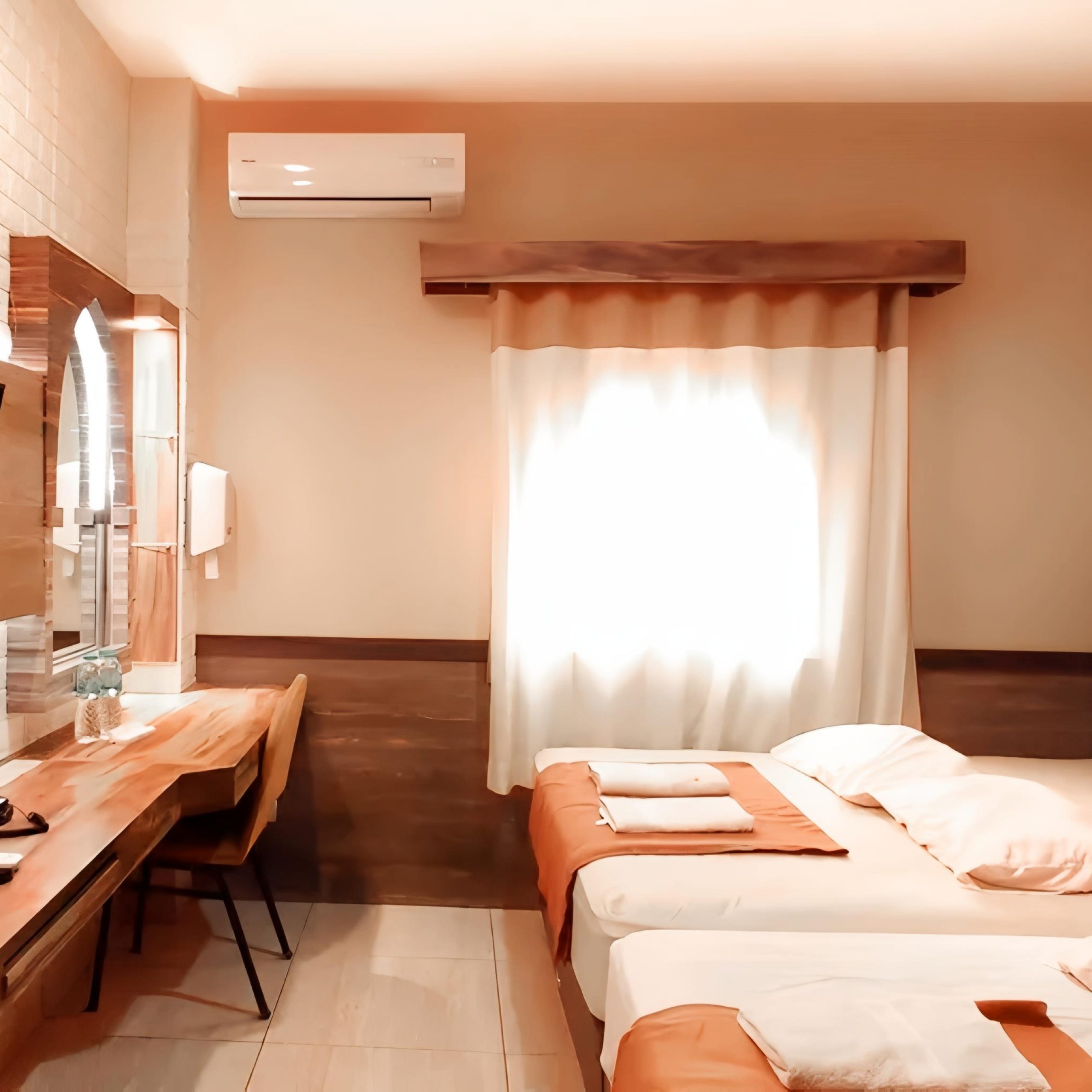 Hotel Dekat RS William Boots Semarang